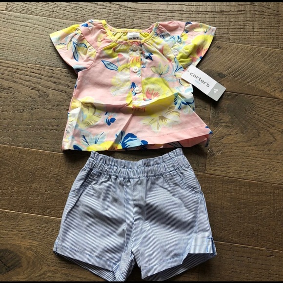 Carter’s Floral Outfit - Picture 1 of 1